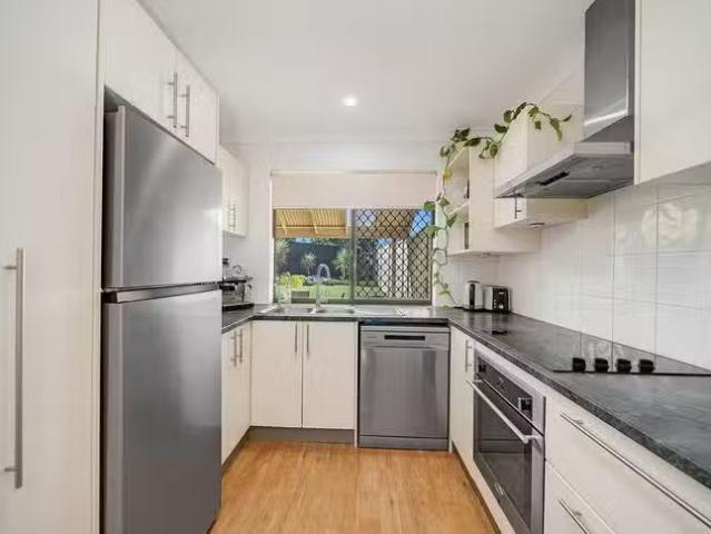 New 7B Albatross Court, Heathridge, WA 6027