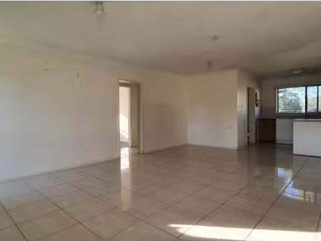 Just in! 84 Captain Cook Drive, WILLMOT House for rent Listed.