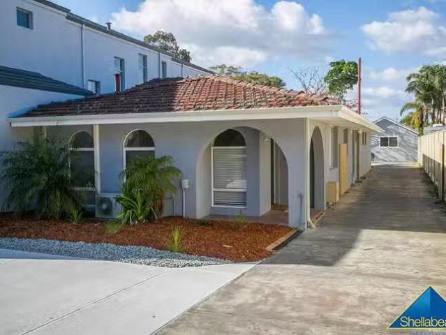 Cheap 84A Reynolds Road, Mount Pleasant, WA 6153