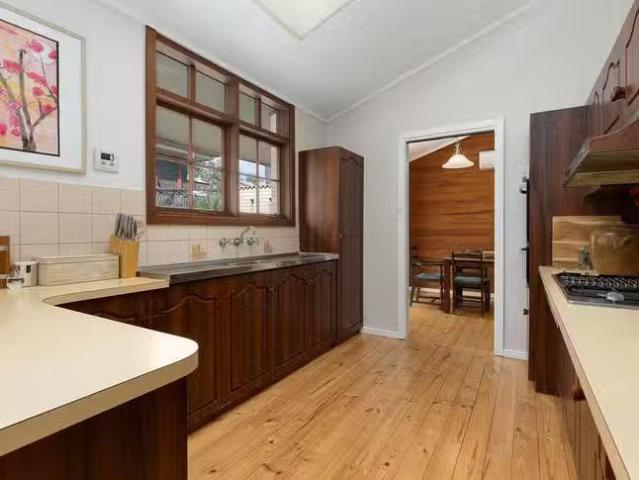 Charming 89 Bellaview Road, Flagstaff Hill, SA 5159