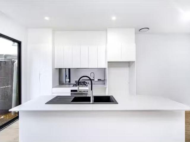 Cozy 89a Dunmore Road, SHELL COVE House for rent Listed by Ch.