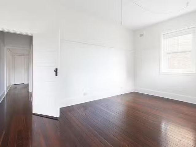 Cheap 8/102 Burton Street, Darlinghurst, NSW 2010
