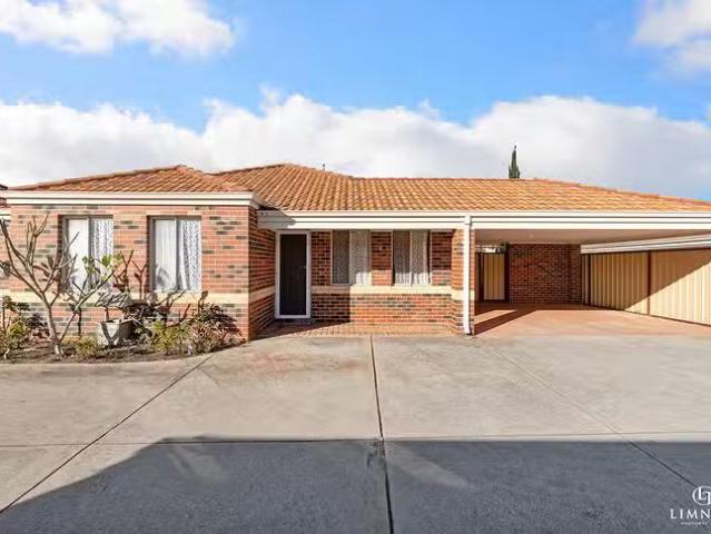 Nice 8/107 Bronzewing Avenue, Ellenbrook, WA 6069
