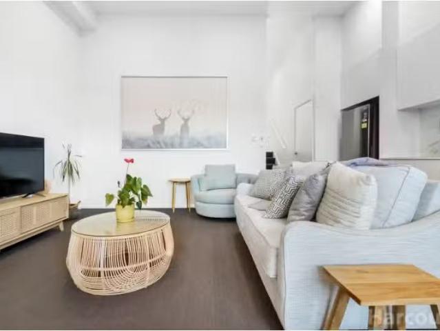 Rental! 8/10 Faucett Street, Blackalls Park Townhouse for rent.