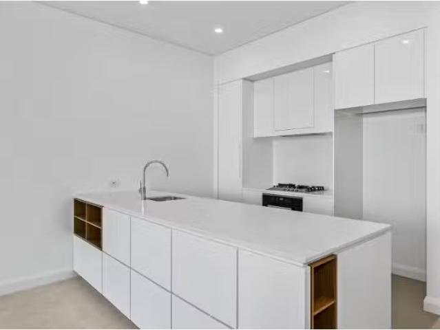 For Rent! 811/17 Woodlands Avenue, Breakfast Point Apartment f.