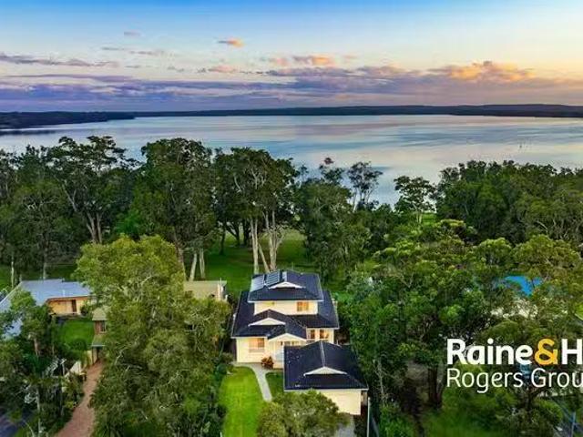 Deal! 81 Natuna Avenue, Budgewoi, NSW 2262
