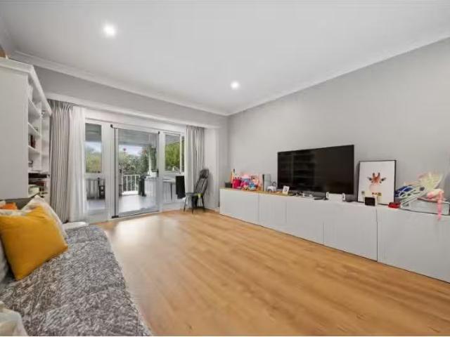 Just in! 81 Hannah Street, Beecroft House for rent Listed by.