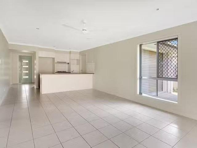 For Rent! 82 Goundry Drive, Holmview, QLD 4207
