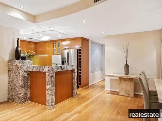 Charming 8/32 Trafalgar Road, East Perth, WA 6004