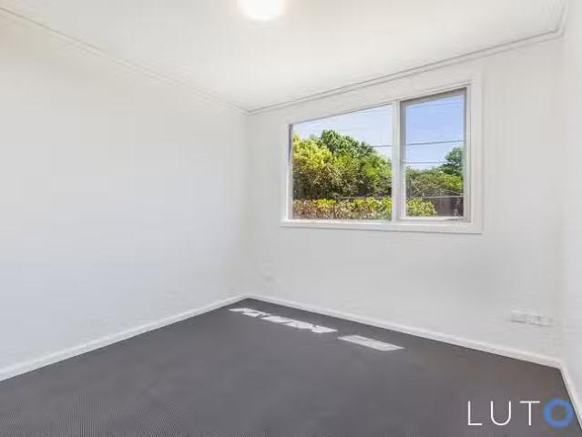 Charming 83 Longstaff Street, Lyneham, ACT 2602