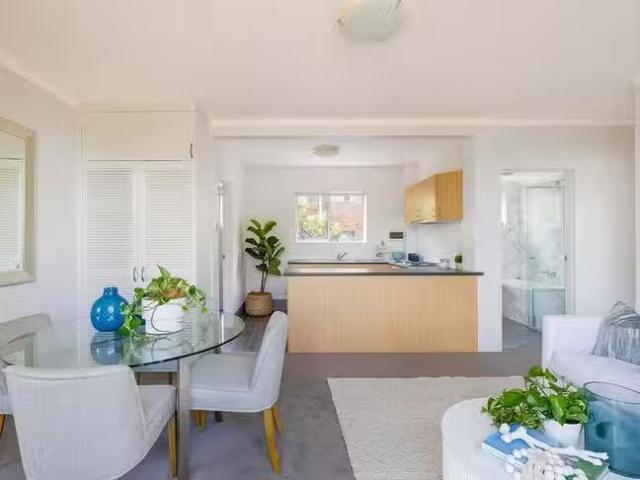 Just in! 8/3 Stansell Street, Gladesville, NSW 2111