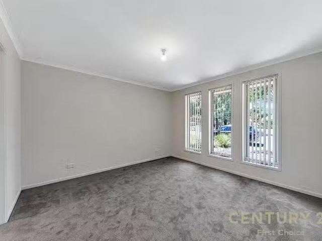 Deal! 8 Concord Way, Andrews Farm, SA 5114