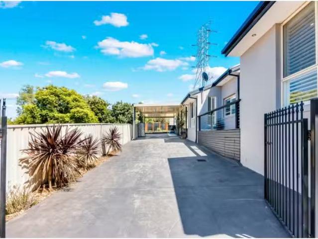 Just in! 8 Dransfield Road, EDENSOR PARK House for rent Liste.