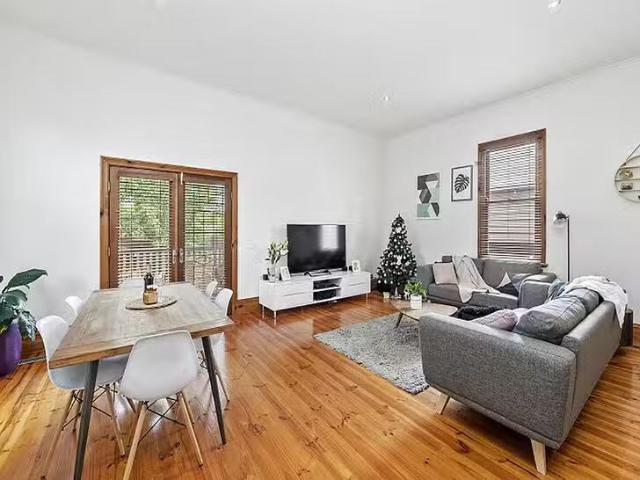 Charming 8 Hope Street, Geelong West, VIC 3218