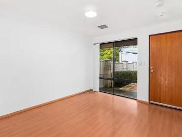 Deal! 8 Letts Court, Lockridge, WA 6054