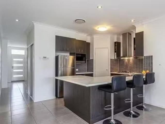 Rental! 8 Midyim Street, North Lakes, QLD 4509
