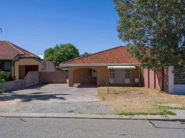 Rental! 8A Susinteraction Street, Spearwood, WA 6163
