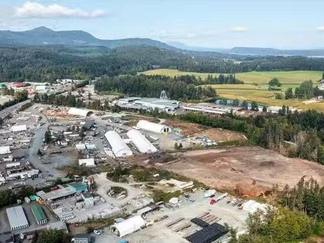 Unique 9401 Trans Canada Hwy, Chemainus, BC, V0R 1K4 investm.