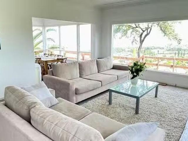 Deal! 94 Headland Road, North Curl Curl, NSW 2099