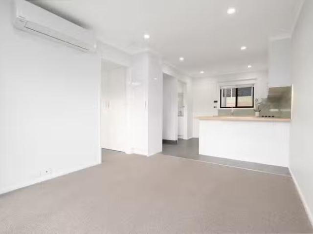 Unique 9/68 72 Osborne Avenue, North Geelong, VIC 3215 Unit.