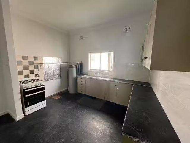For Rent! 98 Clyde Street, Granville, NSW 2142