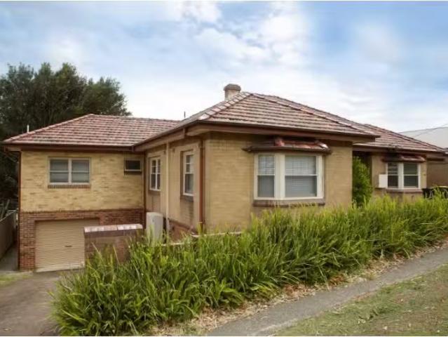 Unique 98 Victoria Street, New Lambton House for rent Listed.