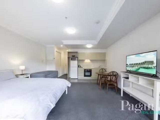 Cozy 9/99 Brickworks Drive, Brunswick VIC 3056