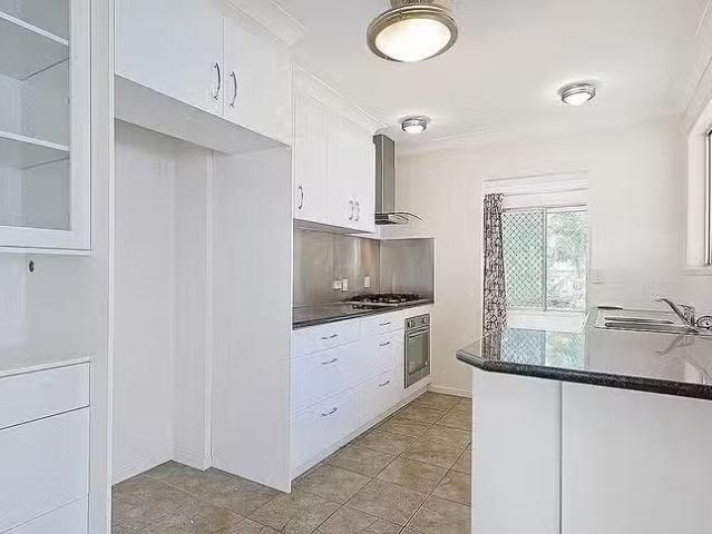 Just in! 99 Yallambee Road, Jindalee, QLD 4074