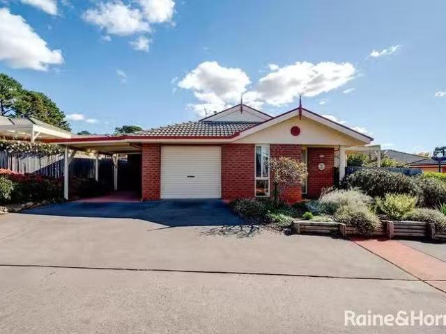 Unique 9/12 Major Drive, Goulburn, NSW 2580