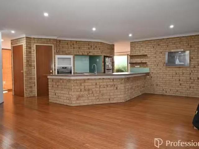 Unique 91A Beasley Road, Leeming, WA 6149