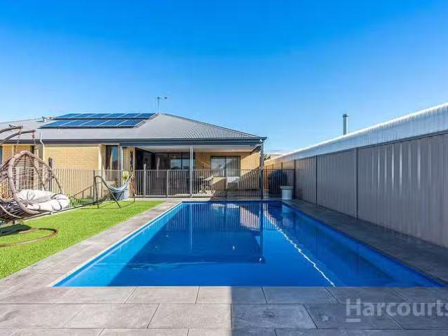 Nice 92 Ayrton Street, Dawesville, WA 6211