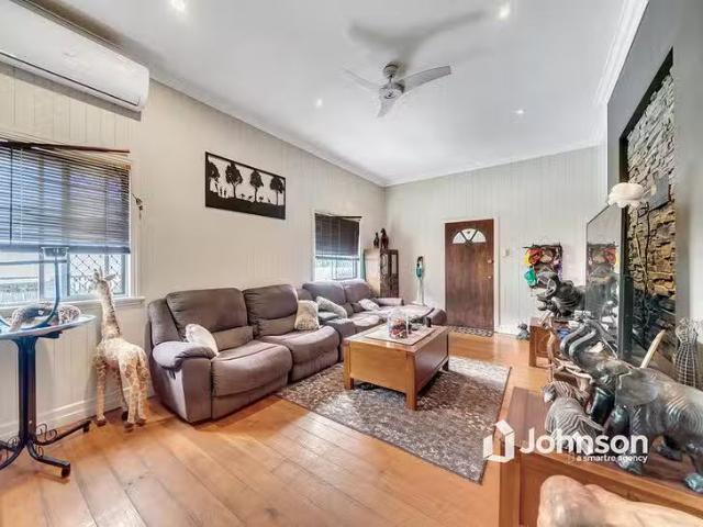 Cheap 93 Cemetery Road, Raceview, QLD 4305