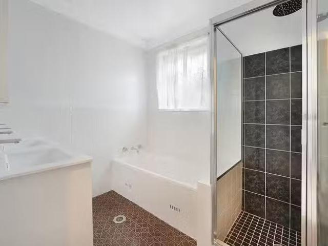 Cheap 93 St Clair Avenue, St Clair, NSW 2759