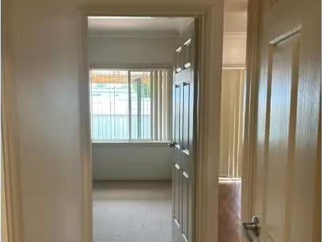 Just in! 9 27 Guernsey Street, SCONE Apartment for rent Liste.