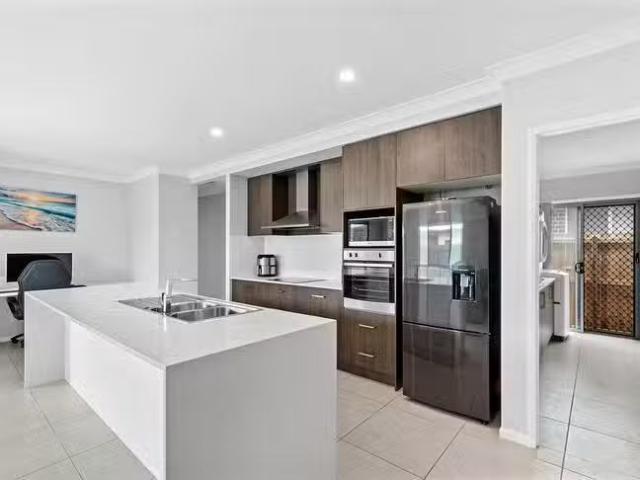 Cheap 9 Fiona Street, Nirimba, QLD 4551