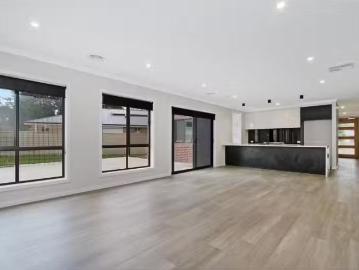 Cheap 9 Klein Court, Jindera House for rent Listed by Zoey Ba.