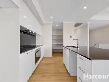 Cozy 9 Hermite Rise, SORRENTO, WA 6020 House for Rent