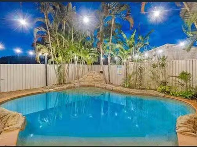 Just in! 9 Silverash Street, Oxenford, QLD 4210