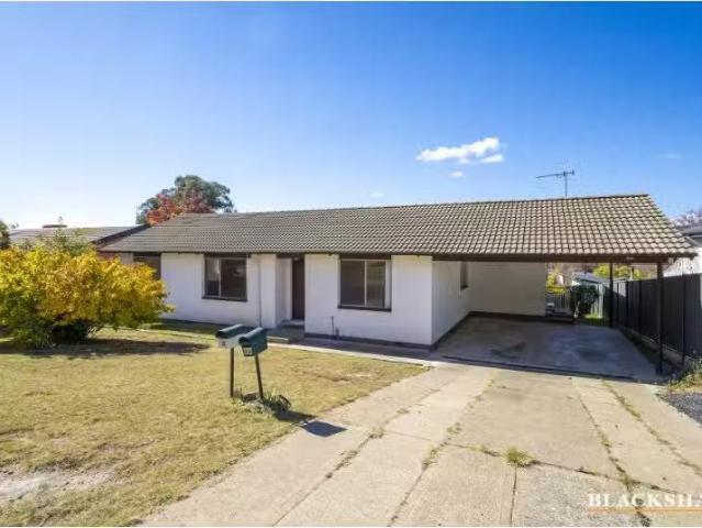 Just in! 9 Perkins Place, Torrens Townhouse for rent Listed b.