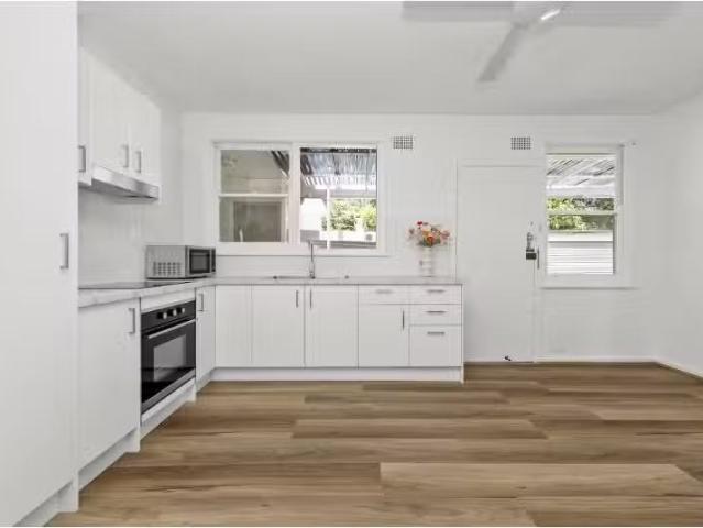 Unique 9 Targo Street, Charlestown House for rent Listed by N.