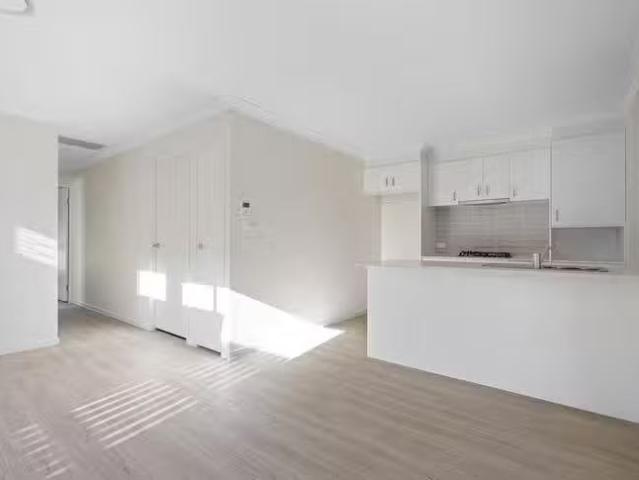Rental! 9B/5 Spruce Street, Loganlea, QLD 4131