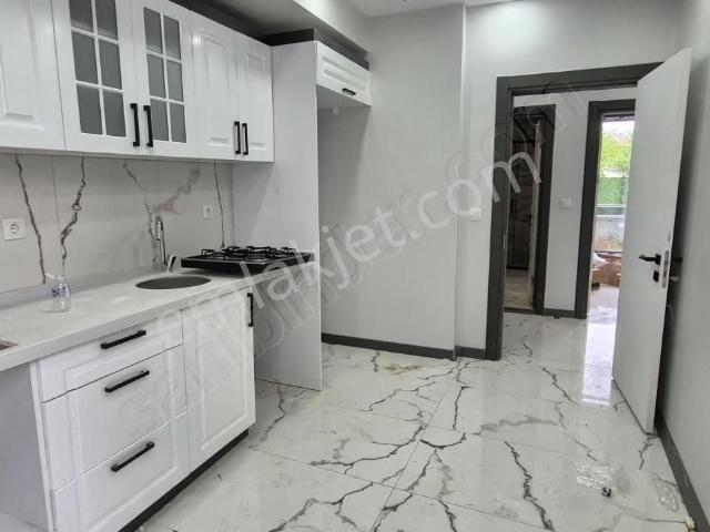 Dealife'dan Hasanpaşada Site İçinde 2+1 Giriş Kat Daire