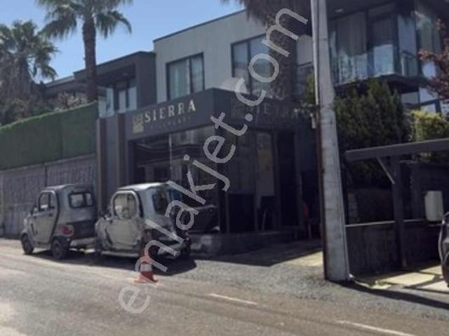 Deallife'dan Sierra Villalarında Müstakil Giriş 4+1 Villa