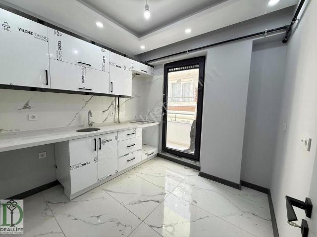 Deallife'den, Fsm'de 3+1 120 M2 Ara Kat Daire Fırsatı