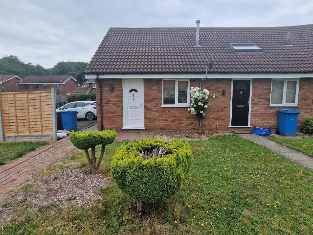 Dean Court, Perton WV6 1 bed bungalow to rent £825 pcm £190 pw