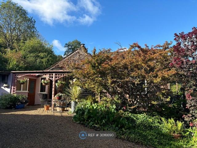 Dean Lane, Meopham DA13, 3 bed bungalow to rent, £1,950 pcm | PrimeLocation