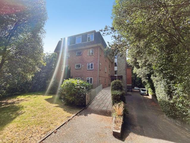 Dean Park Road, Bournemouth BH1, 1 bed flat to rent, £895 pcm | PrimeLocation