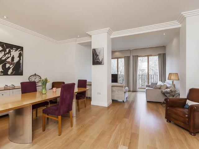 Dean Ryle Street Westminster SW1P 2 bed apartment to rent £4,850 pcm £1,119 pw