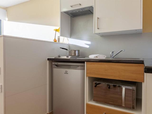 Dean Street, Bangor LL57, 1 bed flat to rent, £862 pcm | PrimeLocation
