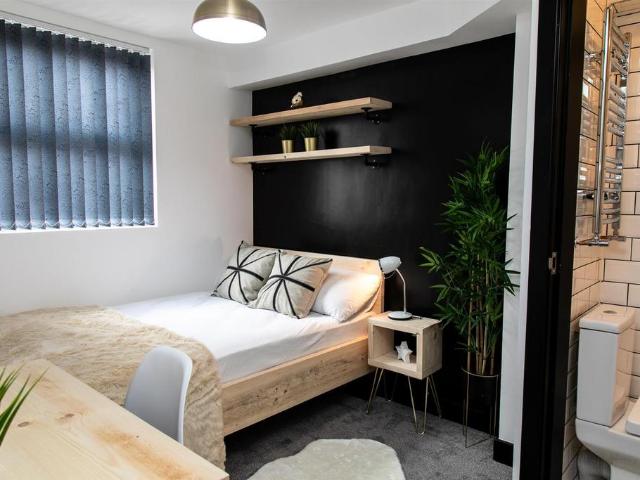 Dean Street, Ball Hill, Coventry 1 bed in a house share to rent £525 pcm £121 pw
